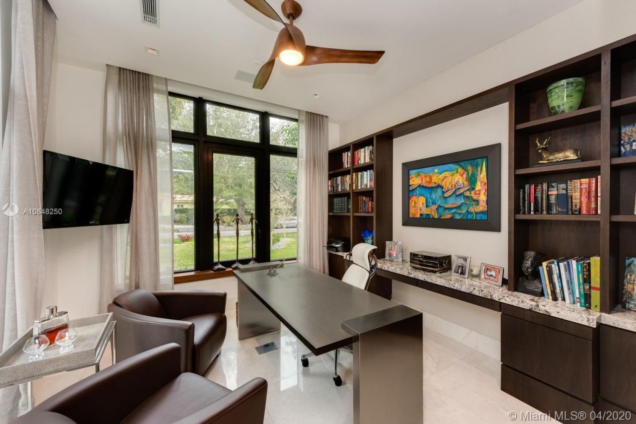 Вилла в Майами, США, 340 м² - фото 12