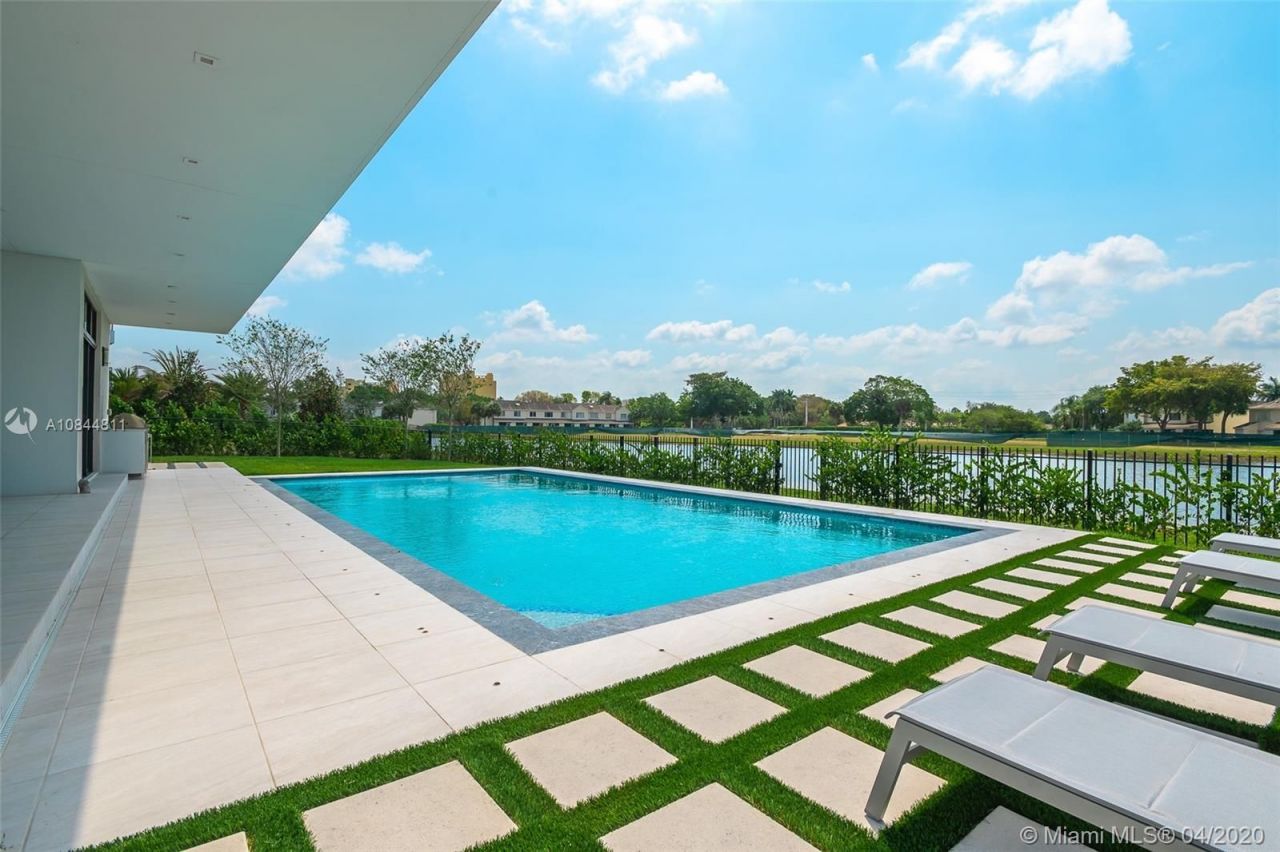 Вилла в Майами, США, 400 м² - фото 2