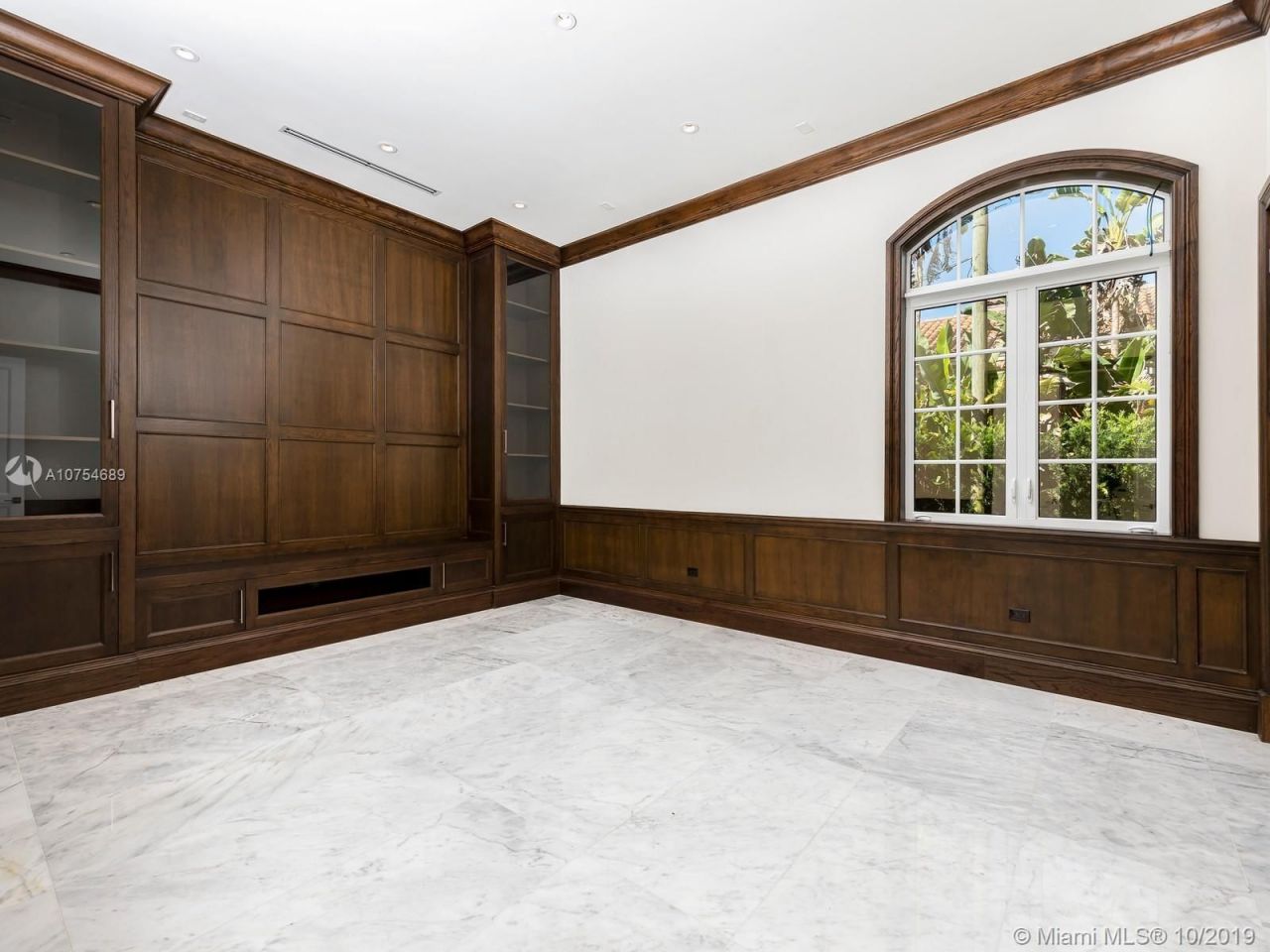 Поместье в Майами, США, 1 000 м² - фото 17