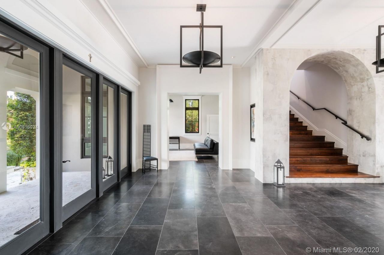 Поместье в Майами, США, 1 000 м² - фото 9