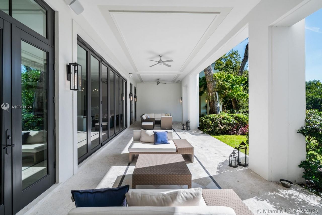 Поместье в Майами, США, 1 000 м² - фото 16