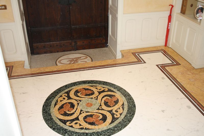 Вилла у озера Комо, Италия, 650 м² - фото 11