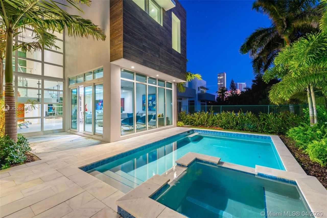 Вилла в Майами, США, 450 м² - фото 2