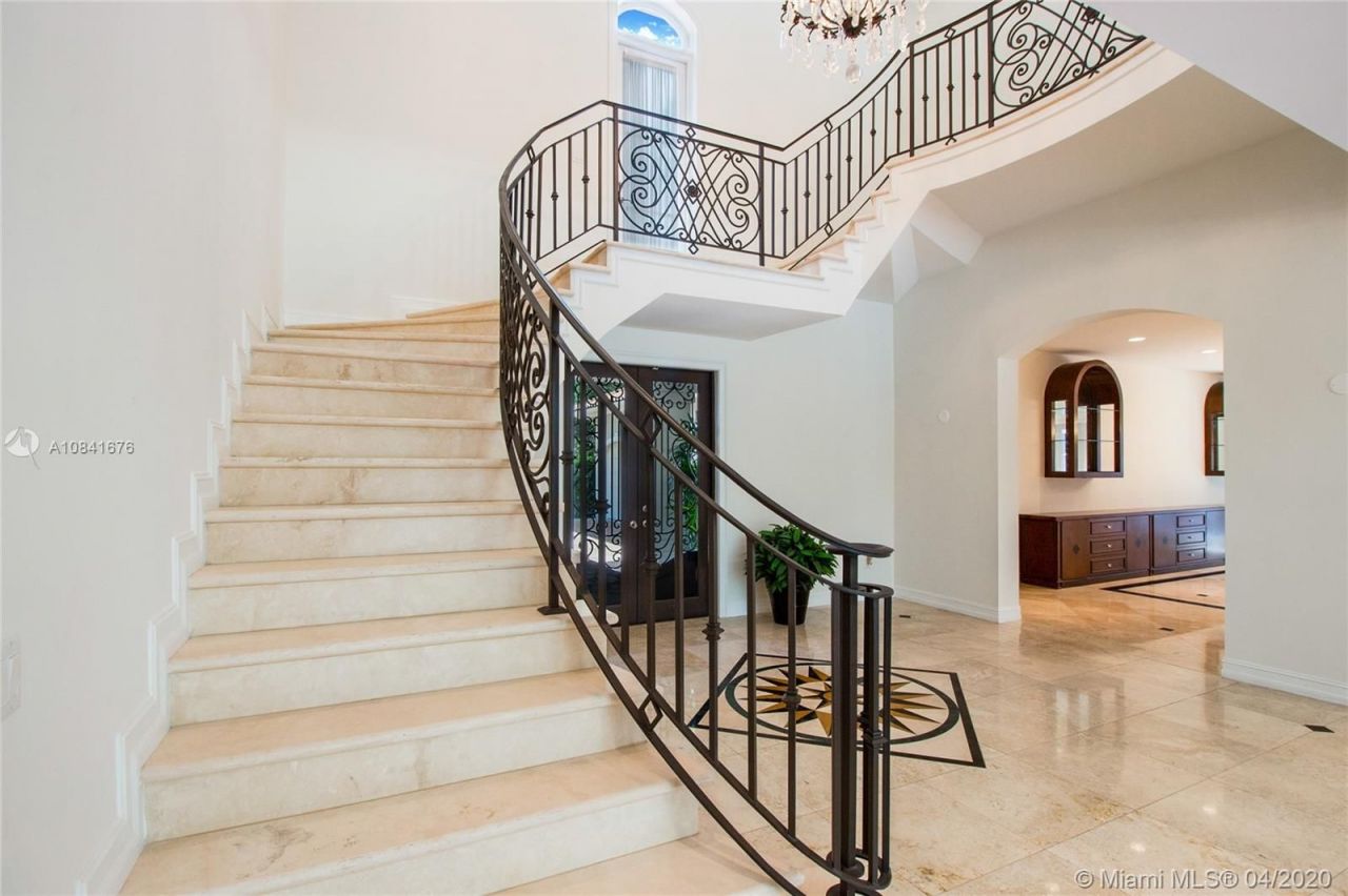 Поместье в Майами, США, 530 м² - фото 4