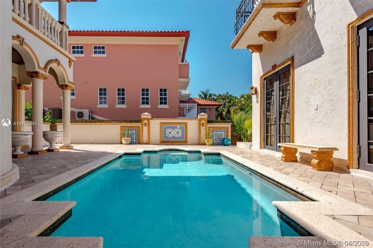 Вилла в Майами, США, 430 м² - фото 2