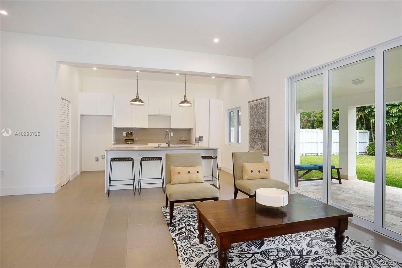 Дом в Майами, США, 200 м² - фото 5