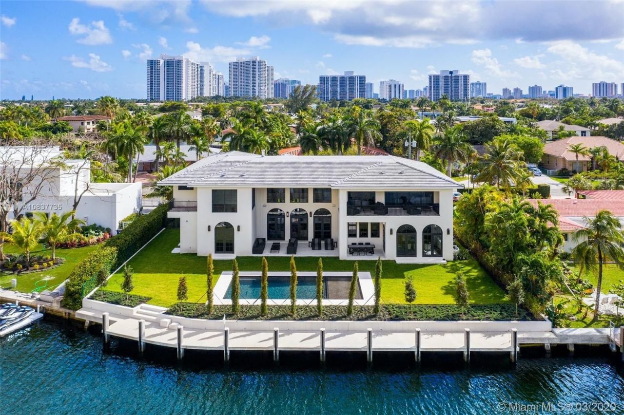 Вилла в Майами, США, 700 м² - фото 2