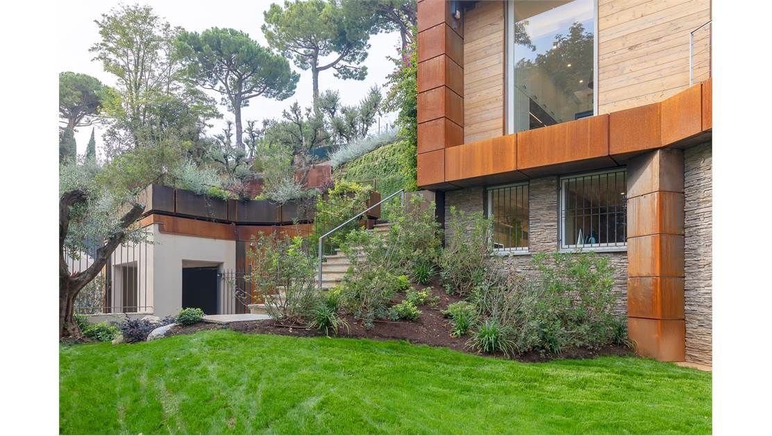 Вилла у озера Гарда, Италия, 400 м² - фото 3