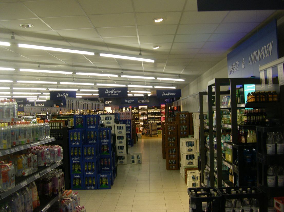 Магазин в Крефельде, Германия, 820 м2 - фото 1