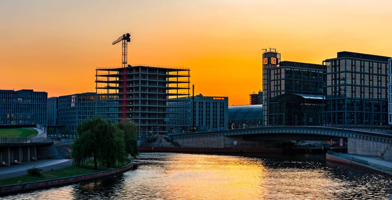 Коммерческая недвижимость в Берлине, Германия, 370 м2 - фото 1