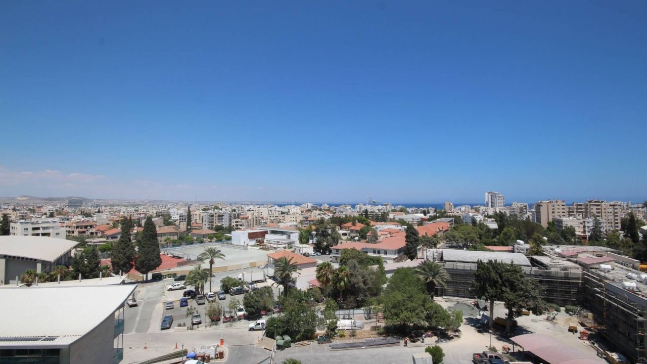 Апартаменты в Ларнаке, Кипр, 105 м2 - фото 1