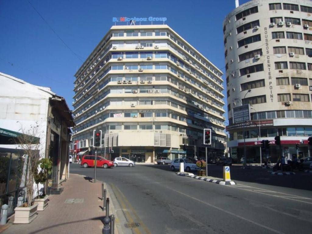 Коммерческая недвижимость в Лимасоле, Кипр, 120 м2 - фото 1
