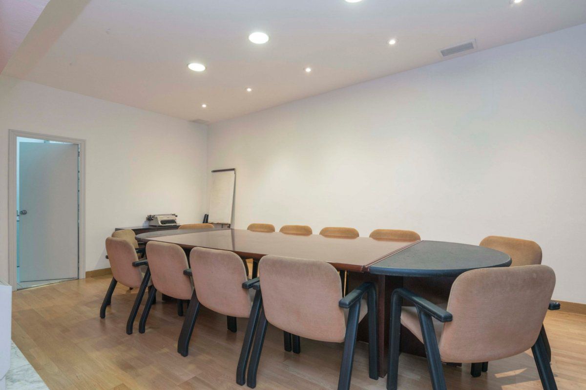 Коммерческая недвижимость в Барселоне, Испания, 120 м² - фото 11