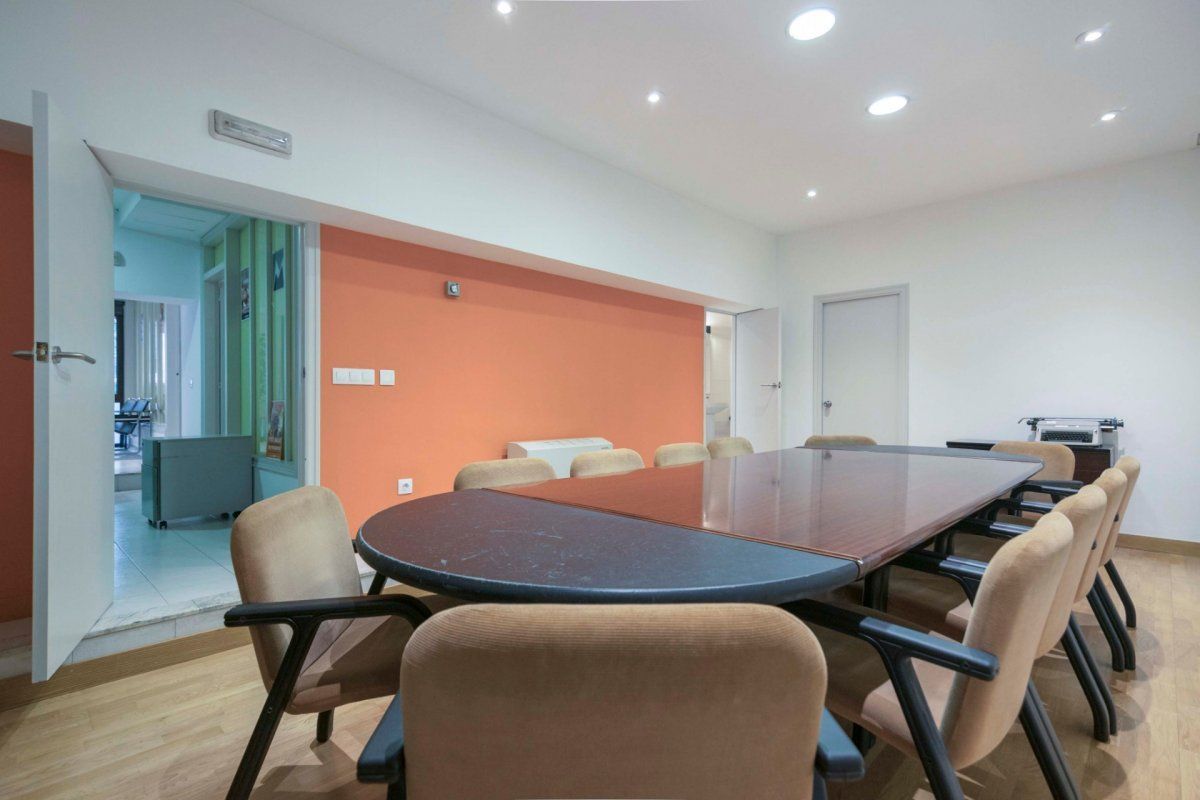 Коммерческая недвижимость в Барселоне, Испания, 120 м² - фото 17