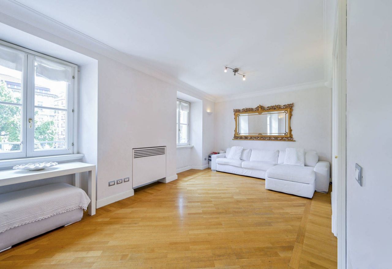 Апартаменты в Милане, Италия, 130 м² - фото 1