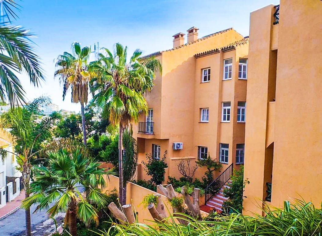Апартаменты в Бенальмадене, Испания, 49 м2 - фото 1