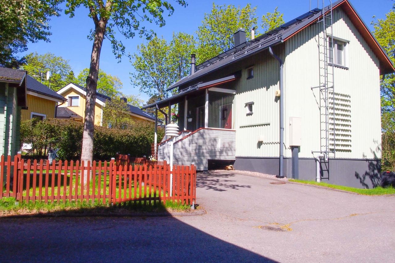 Дом в Хельсинки, Финляндия, 92 м2 - фото 1
