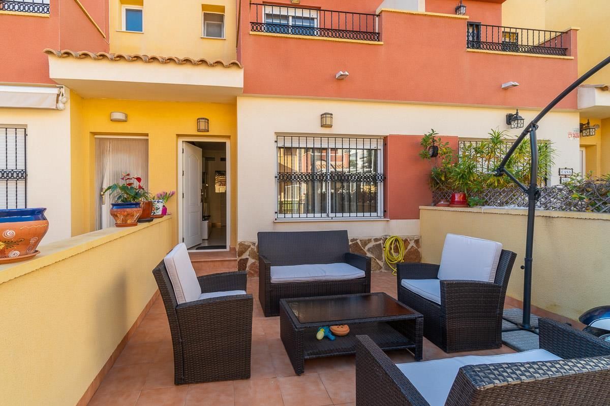 Дом на Коста-Бланка, Испания, 98 м² - фото 1