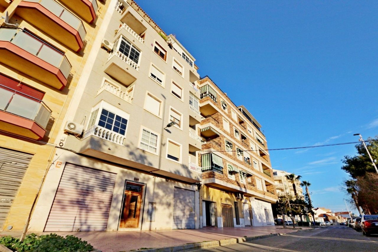 Апартаменты в Торревьехе, Испания, 106 м2 - фото 1