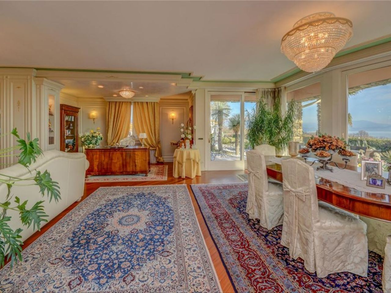 Вилла у озера Гарда, Италия, 300 м² - фото 8