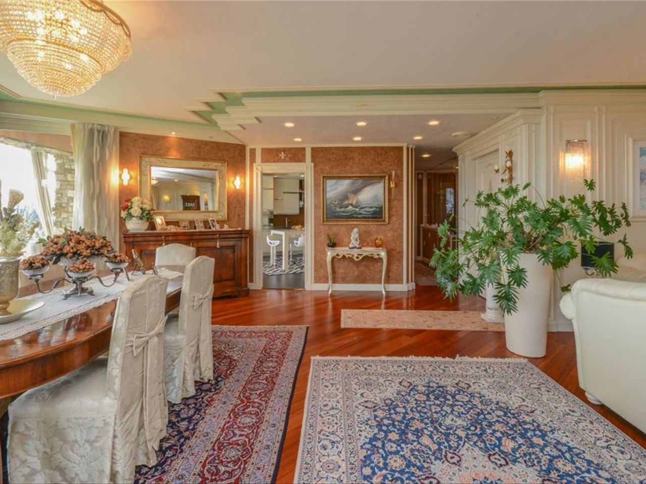 Вилла у озера Гарда, Италия, 300 м² - фото 12