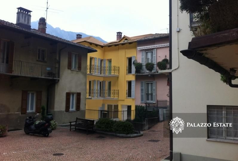 Апартаменты в Кампионе-д'Италия, Италия, 38 м2 - фото 1