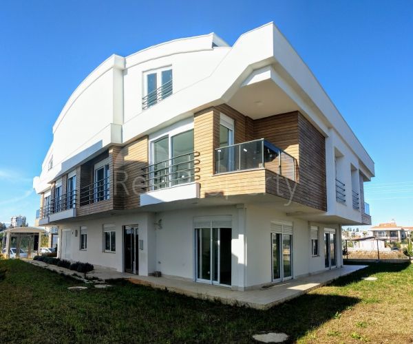 Квартира в Анталии, Турция, 45 м² - фото 1
