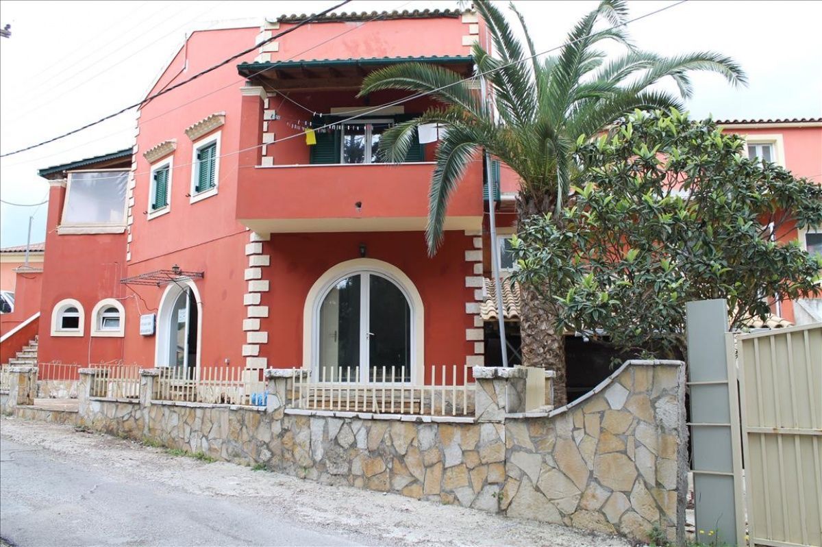 Коммерческая недвижимость на Ионических островах, Греция, 624 м2 - фото 1