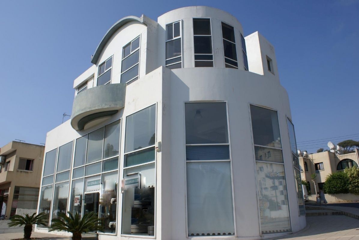 Коммерческая недвижимость в Пафосе, Кипр, 1 010 м2 - фото 1