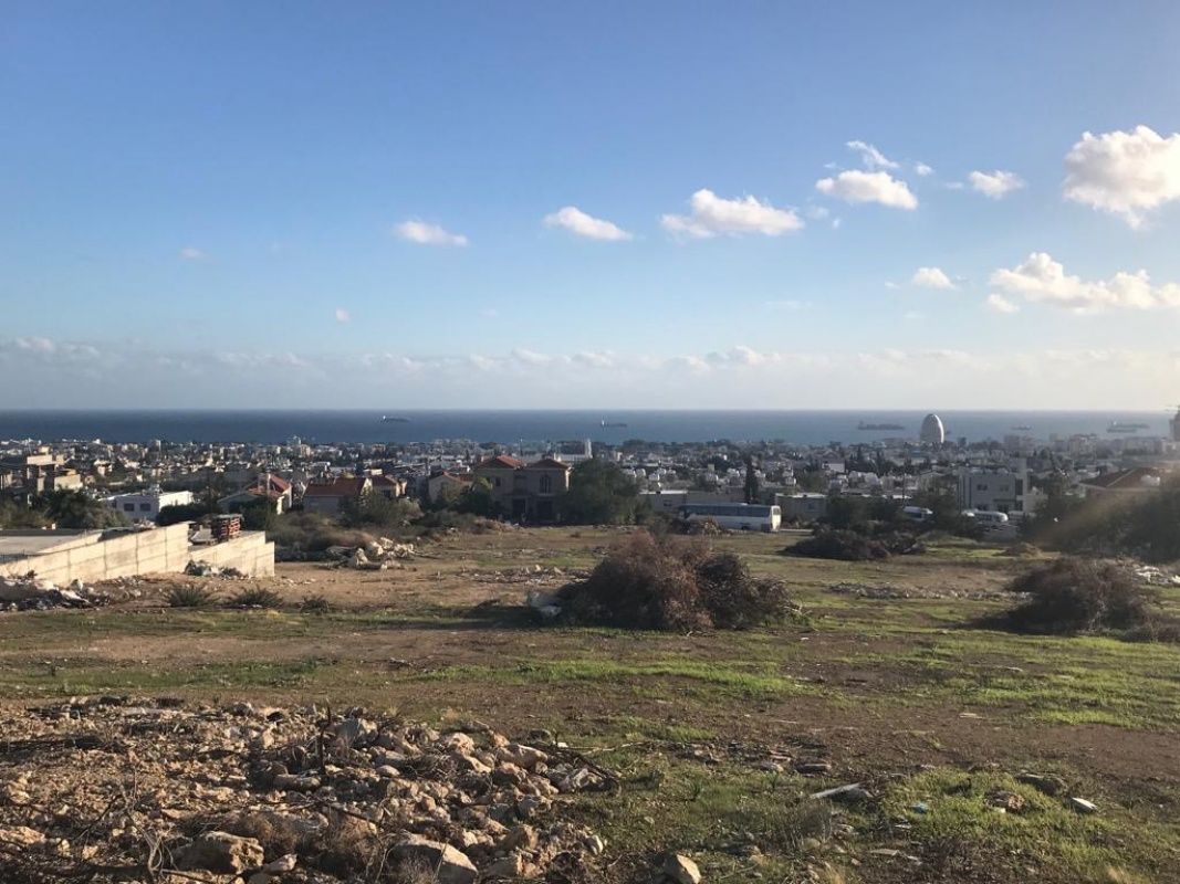 Земля в Лимасоле, Кипр, 6 447 сот. - фото 1