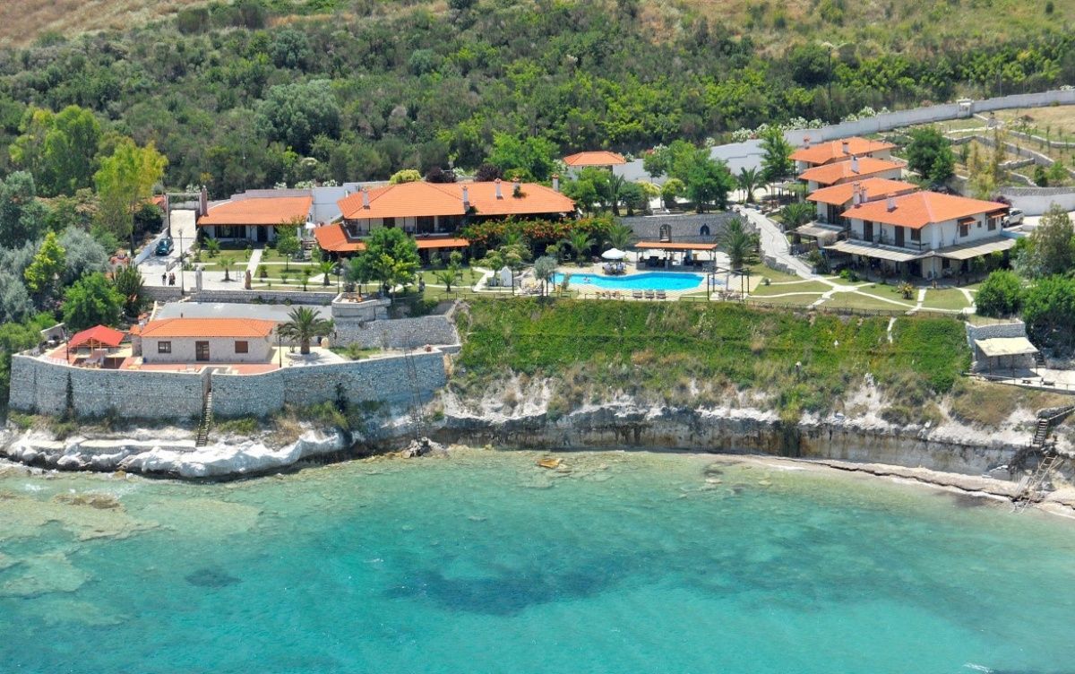 Отель, гостиница на островах Додеканес, Греция, 1 300 м2 - фото 1