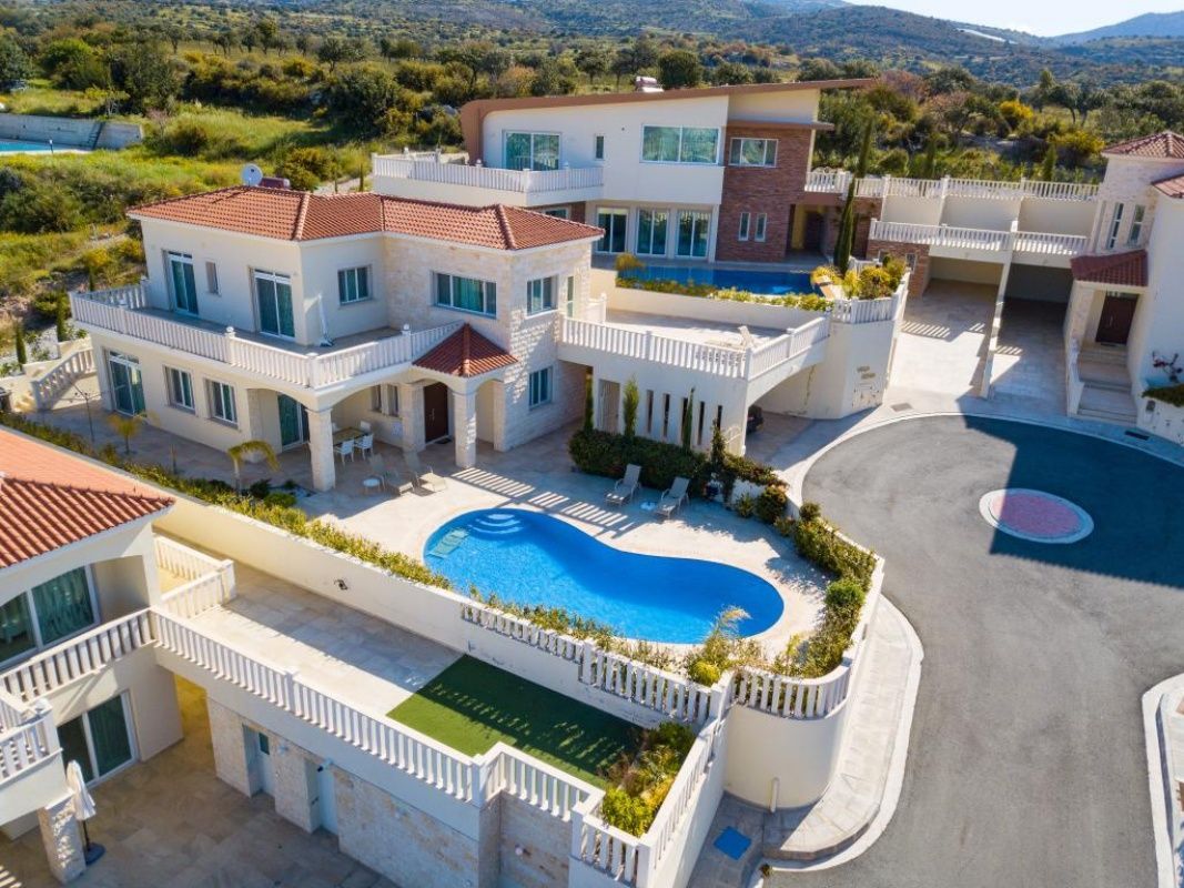 Дом в Пафосе, Кипр, 294 м2 - фото 1