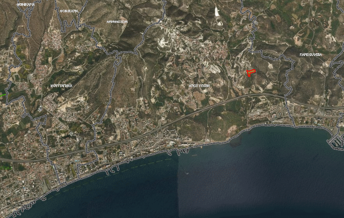 Земля в Лимасоле, Кипр, 9 421 сот. - фото 1
