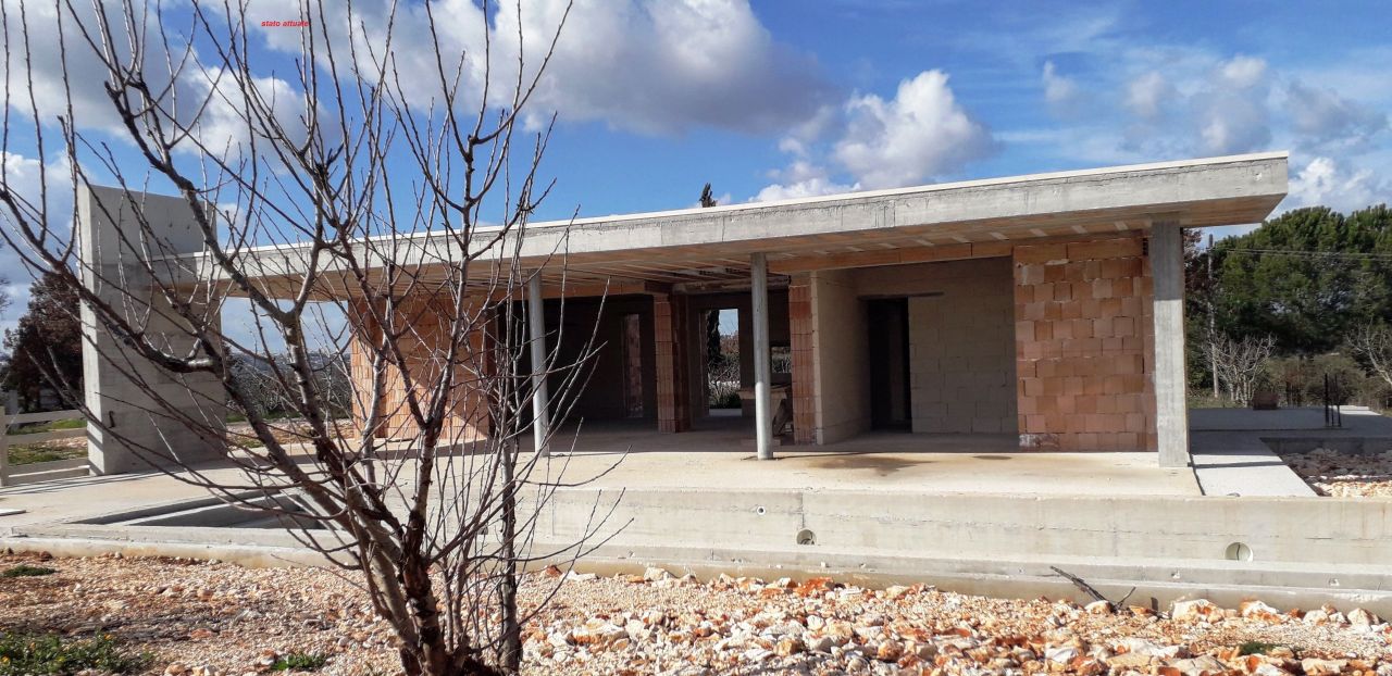 Вилла в Остуни, Италия, 130 м² - фото 2