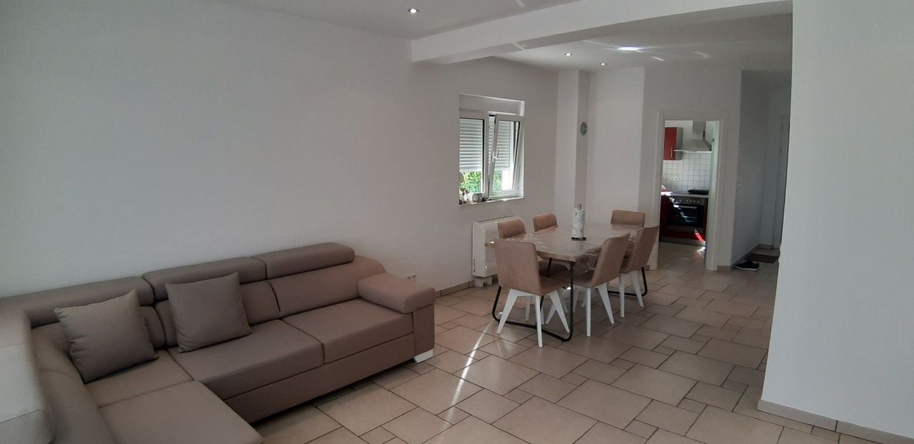 Дом в Херцег-Нови, Черногория, 146 м² - фото 3