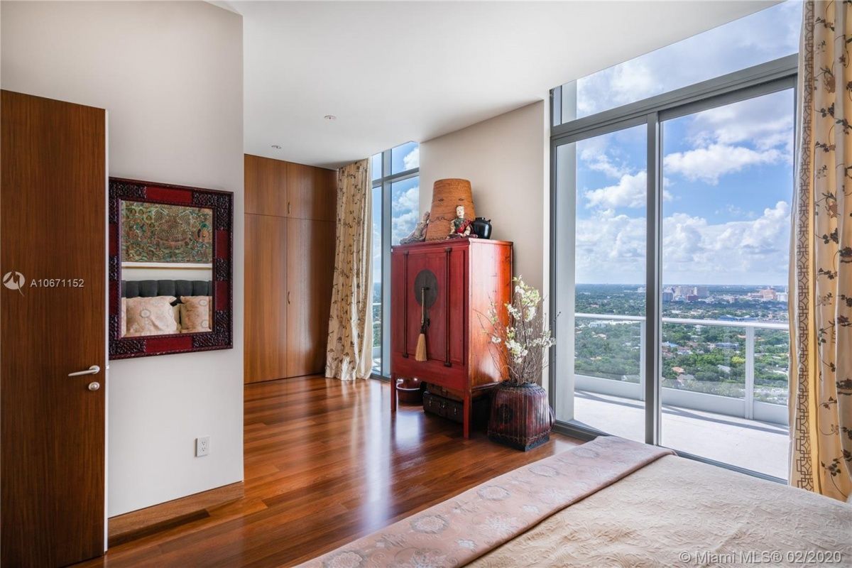 Квартира в Майами, США, 655 м² - фото 1