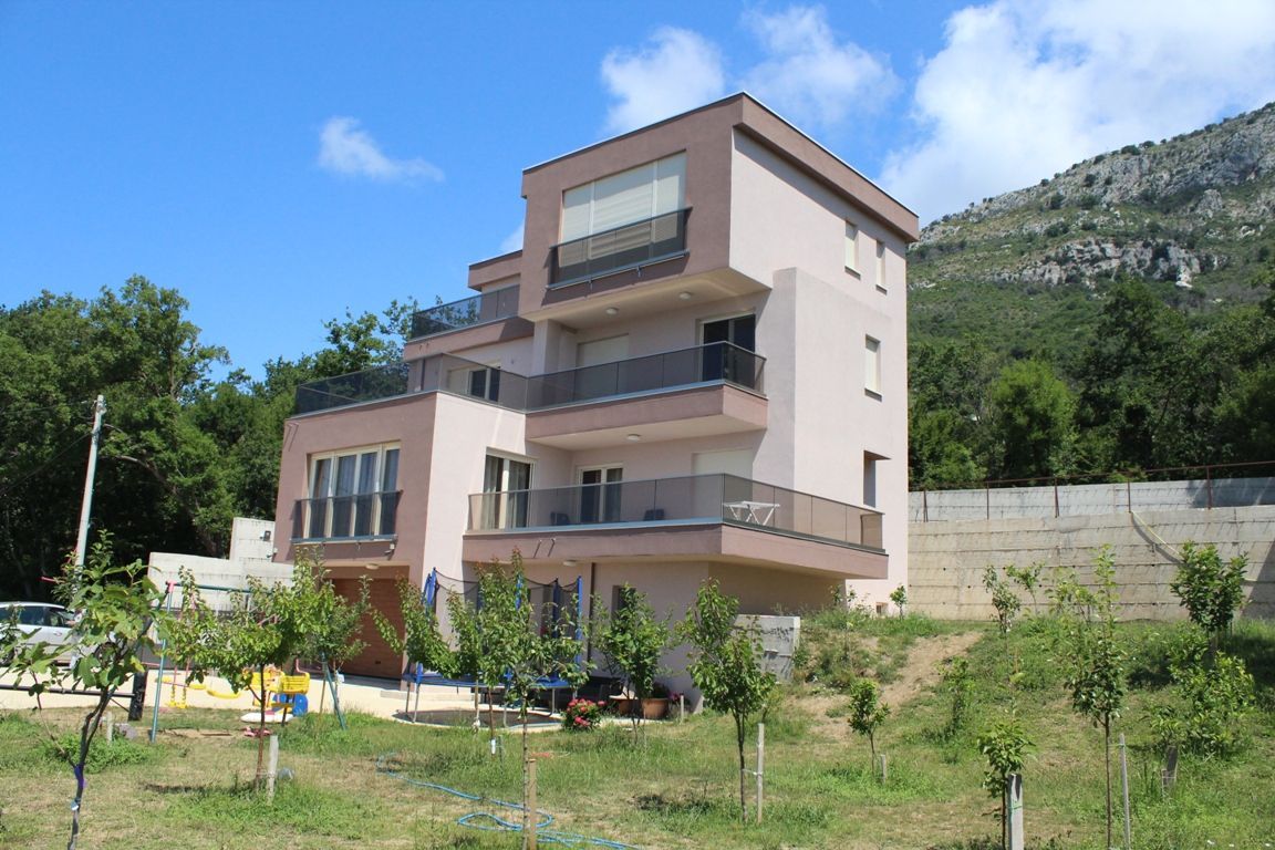 Вилла в Шушани, Черногория, 550 м² - фото 9