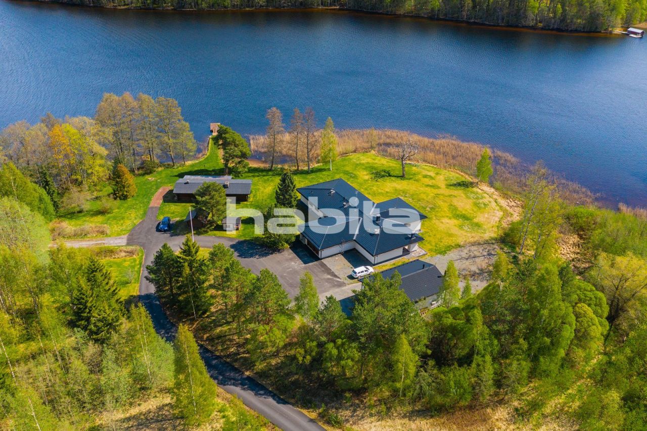 Дом в Виитасаари, Финляндия, 385 м2 - фото 1