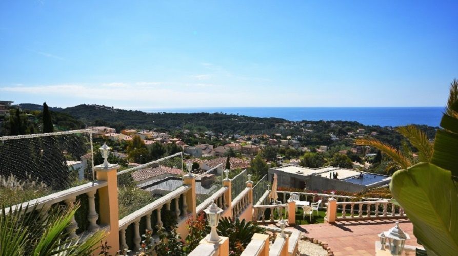 Дом на Льорет-де-Мар, Испания, 380 м² - фото 4