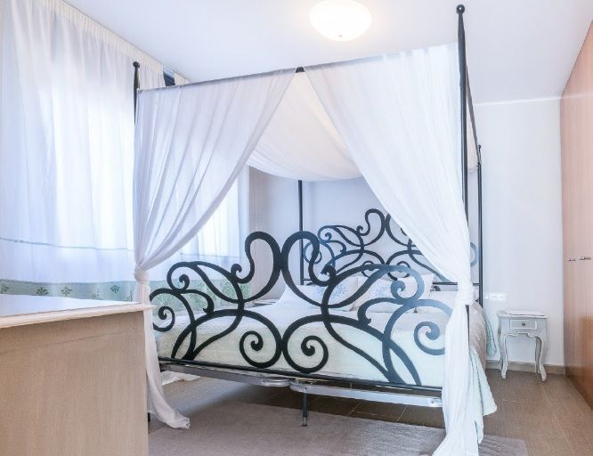 Дом на Льорет-де-Мар, Испания, 230 м² - фото 9