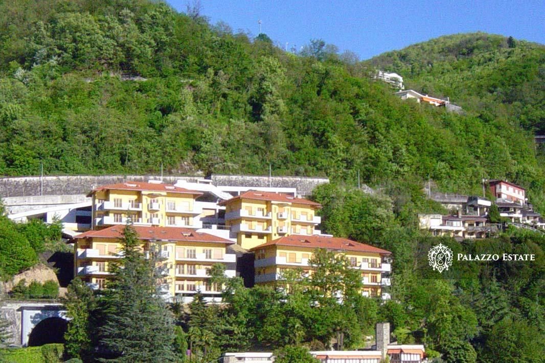 Апартаменты в Кампионе-д'Италия, Италия, 102 м2 - фото 1