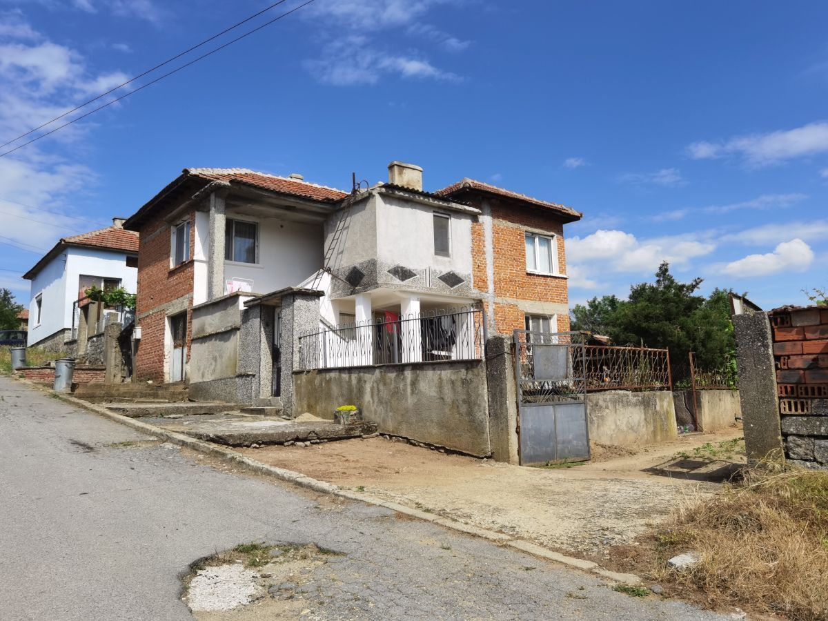 Дом в Ямболе, Болгария, 168 м2 - фото 1