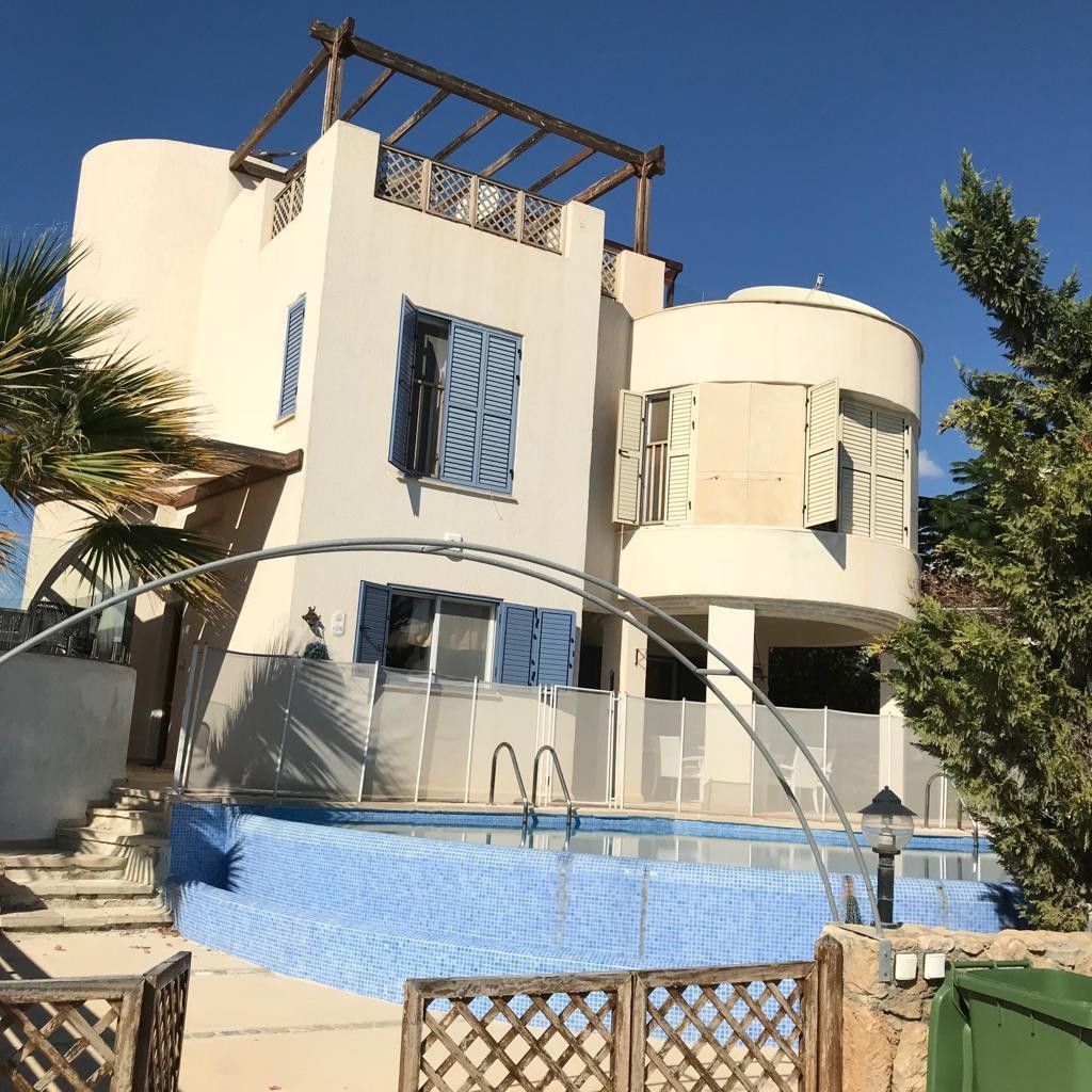 Дом в Хлораке, Кипр, 183 м2 - фото 1