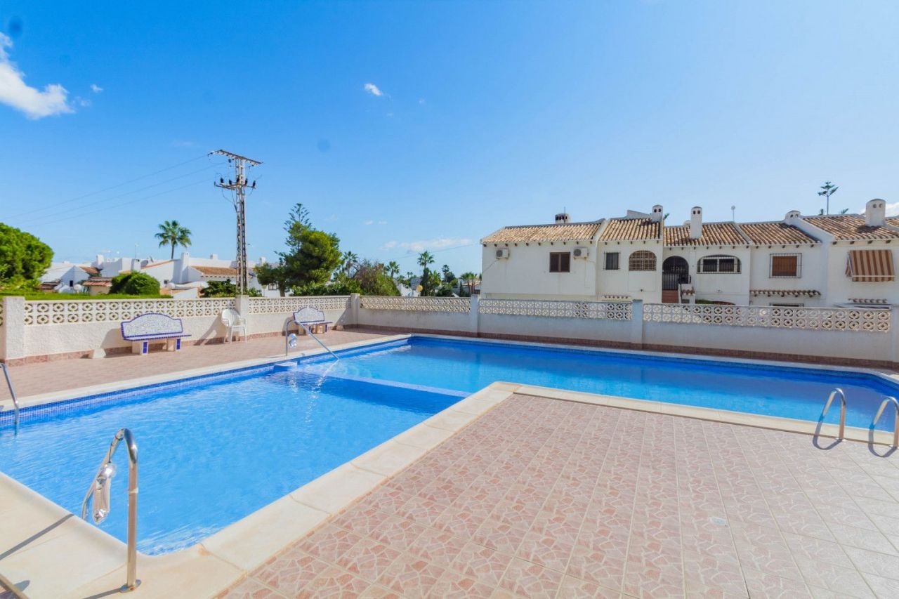 Апартаменты в Ориуэла Коста, Испания, 80 м² - фото 1