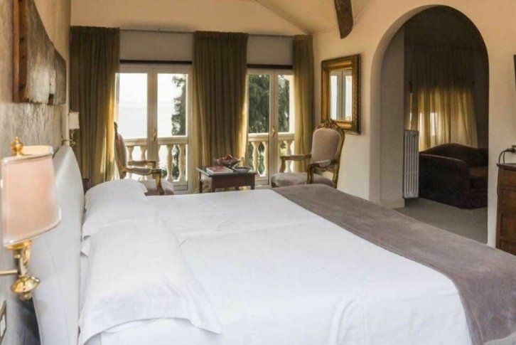 Особняк у озера Гарда, Италия, 600 м² - фото 9