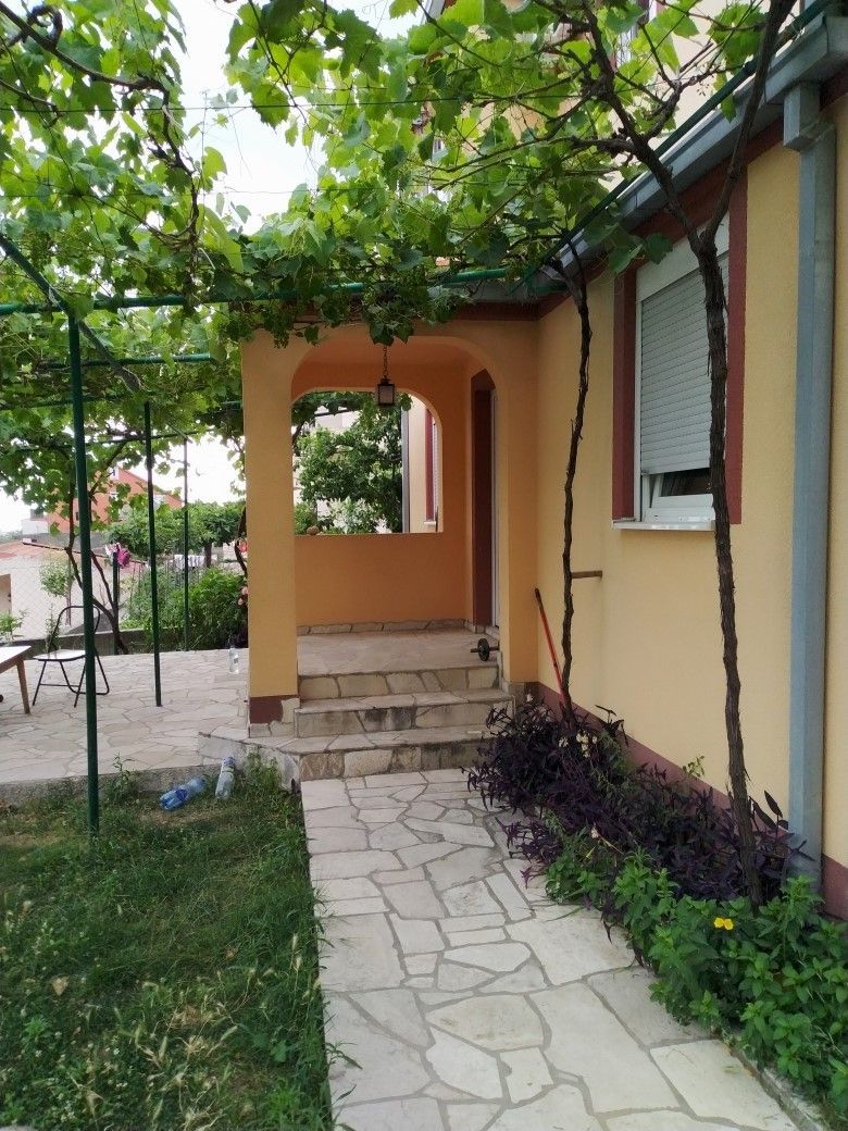 Дом в Баре, Черногория, 110 м2 - фото 1