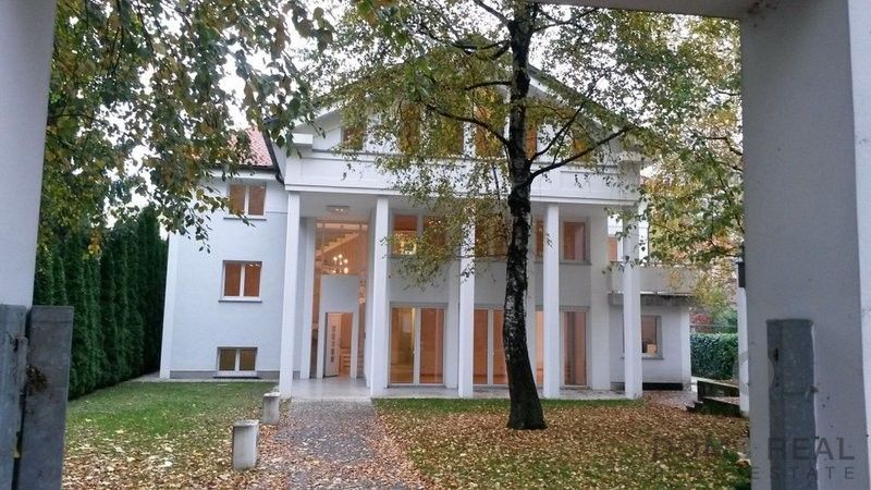 Дом в Бежиграде, Словения, 450 м2 - фото 1