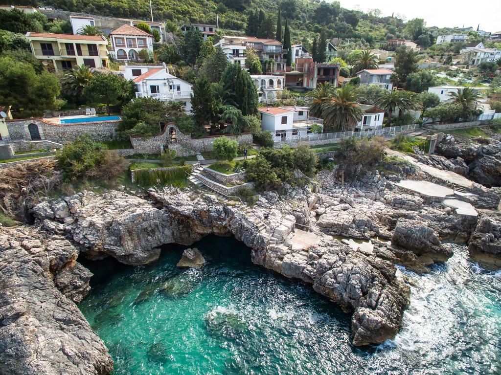 Вилла в Добра Воде, Черногория, 240 м² - фото 13