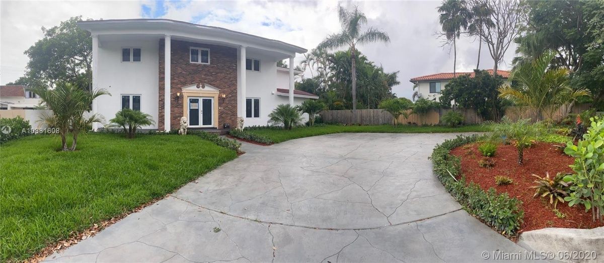 Дом в Майами, США, 230 м2 - фото 1