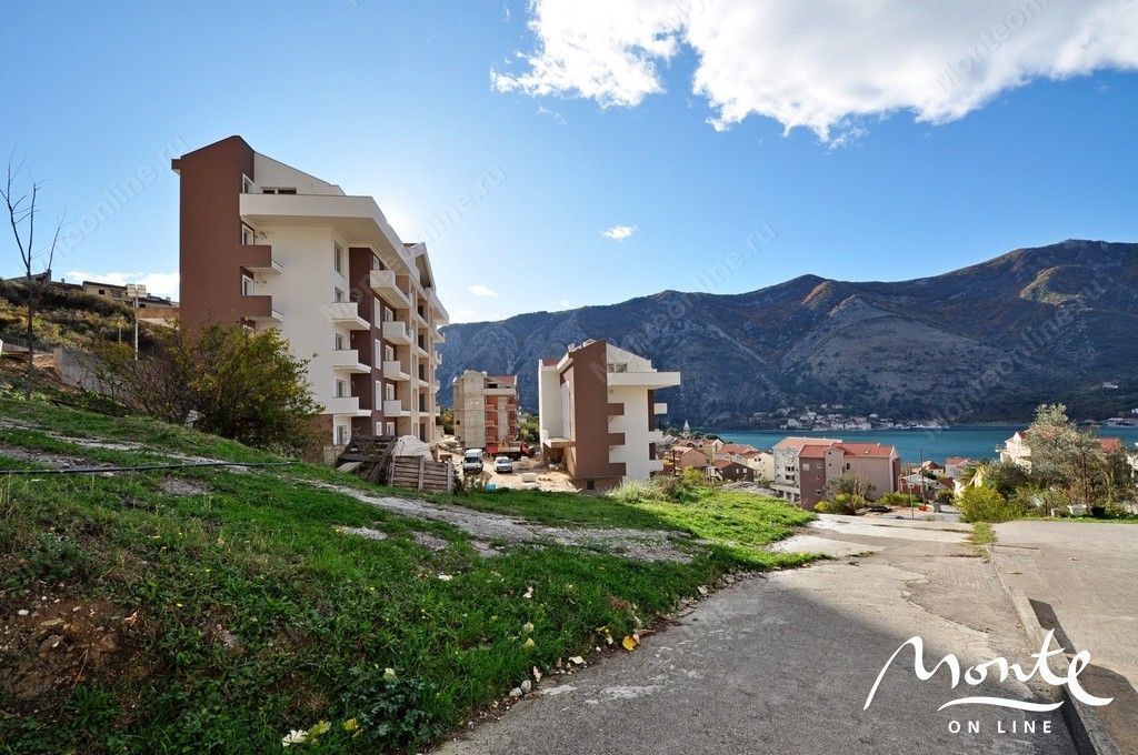 Квартира в Доброте, Черногория, 55 м2 - фото 1
